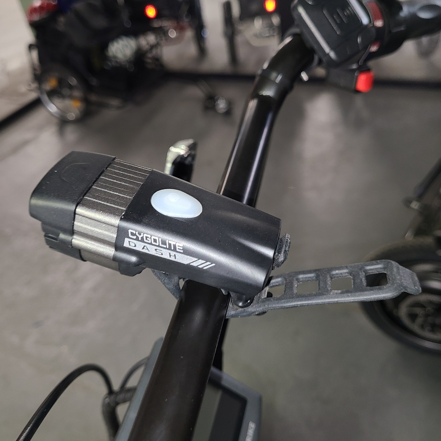 Dash Pro 600 Headlight